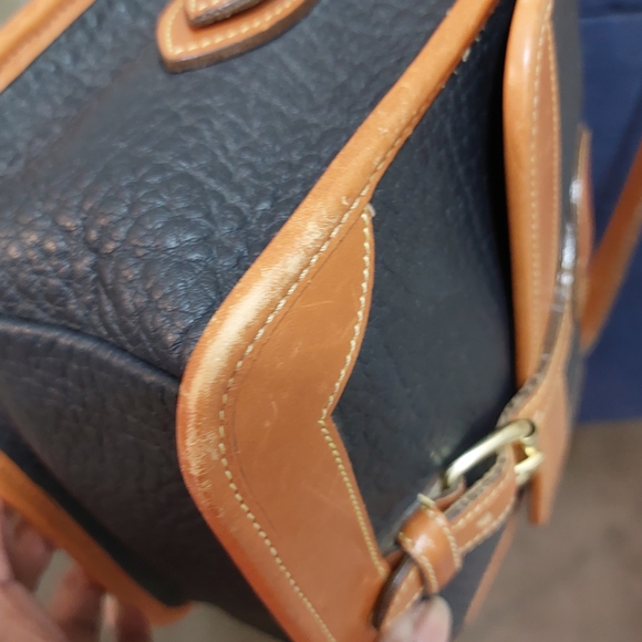 Vintage Dooney & Bourke Crossbody Bag - Picture 5 of 15